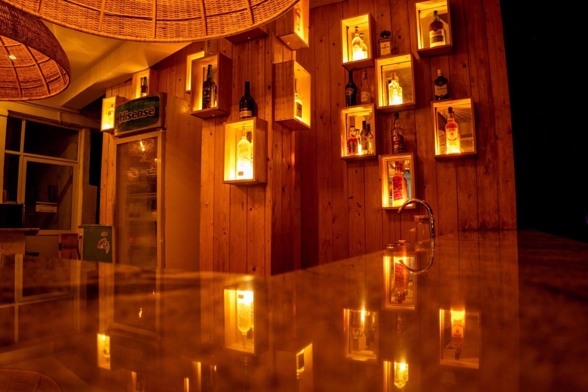 Peacock Beach Hotel Unawatuna Ngoại thất bức ảnh