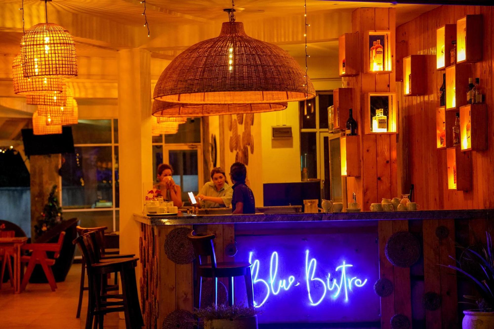 Peacock Beach Hotel Unawatuna Ngoại thất bức ảnh