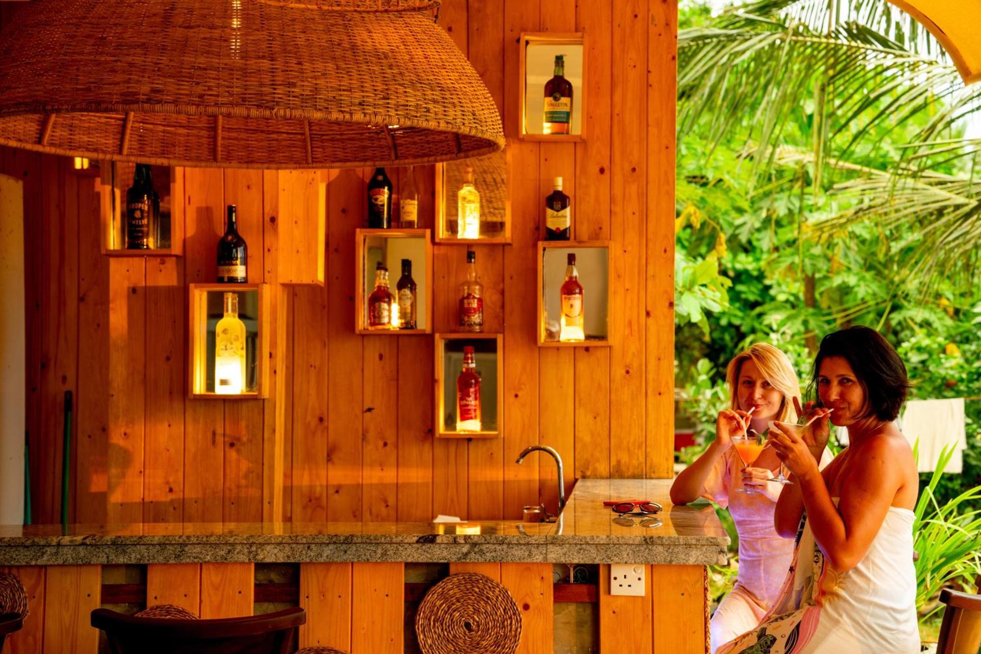Peacock Beach Hotel Unawatuna Ngoại thất bức ảnh