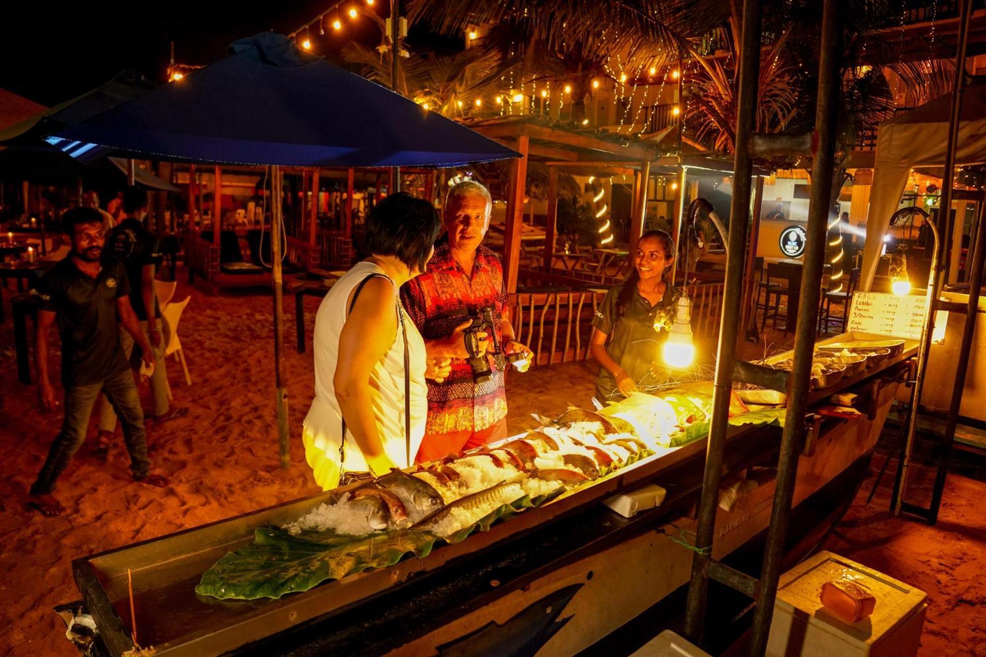 Peacock Beach Hotel Unawatuna Ngoại thất bức ảnh