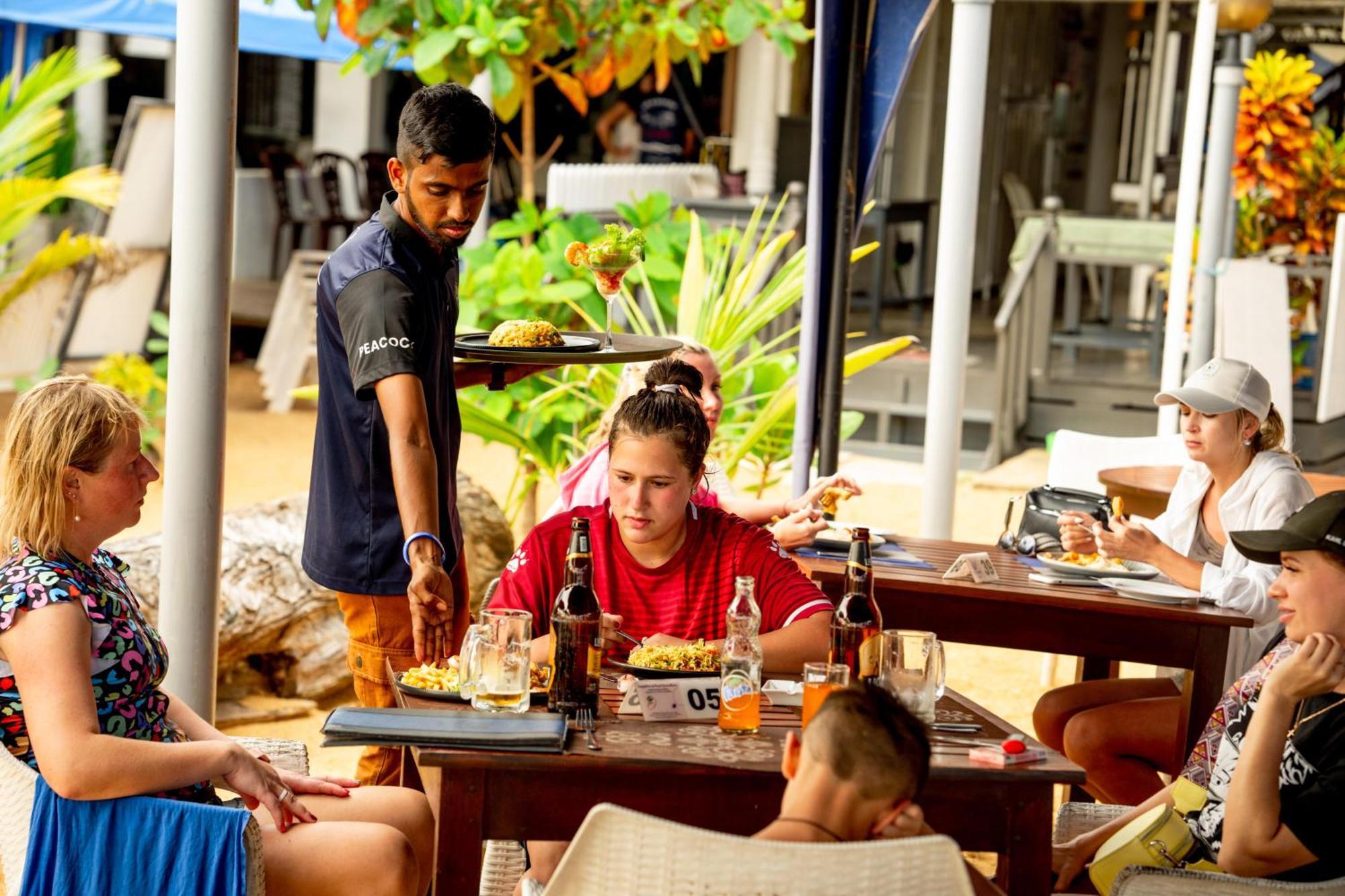 Peacock Beach Hotel Unawatuna Ngoại thất bức ảnh