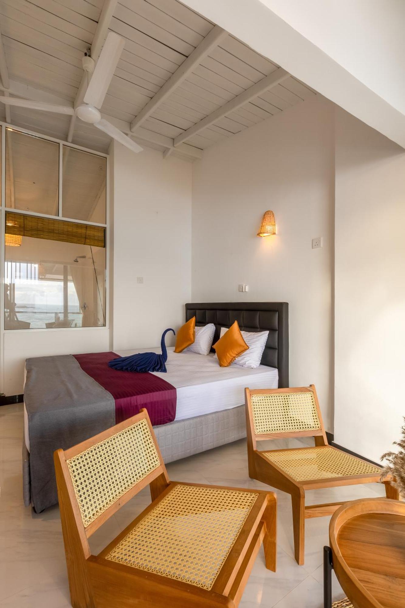 Peacock Beach Hotel Unawatuna Ngoại thất bức ảnh